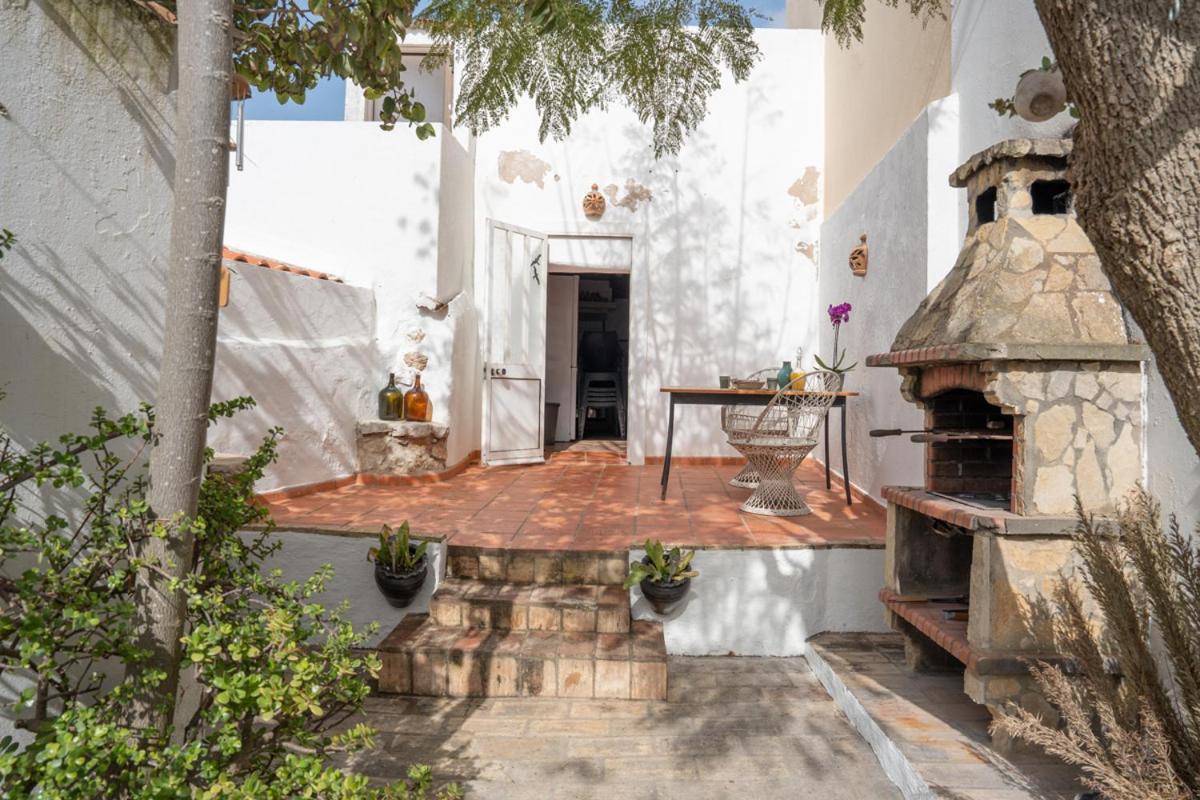 Casa Carina Espiche Bed & Breakfast Exterior foto